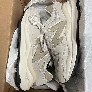 Brand New - New Balance 57/40🌟